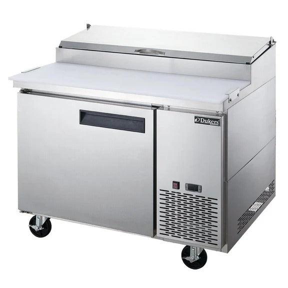 Dukers DPP44 44" 6 pan Pizza Prep Table Refrigerator 988 Cu Ft