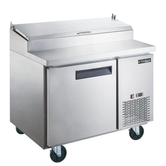 Dukers DPP44 44" 6 pan Pizza Prep Table Refrigerator 988 Cu Ft